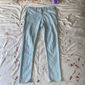 Women high-rise light-washed skinny jeans